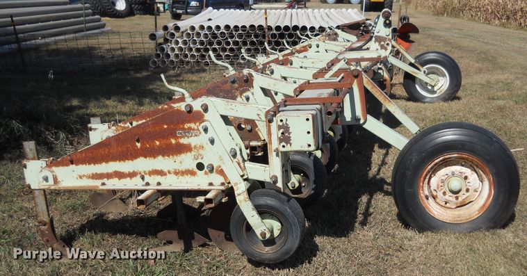 image for item HO9702 Orthman row crop cultivator