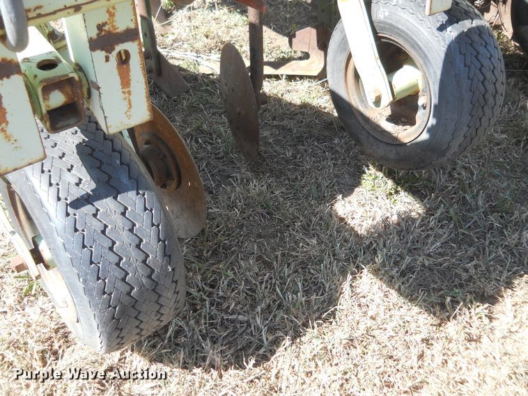 image for item HO9702 Orthman row crop cultivator