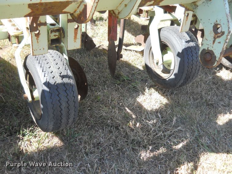image for item HO9702 Orthman row crop cultivator