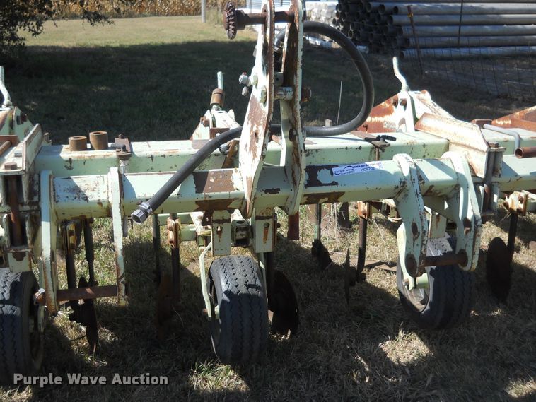 image for item HO9702 Orthman row crop cultivator