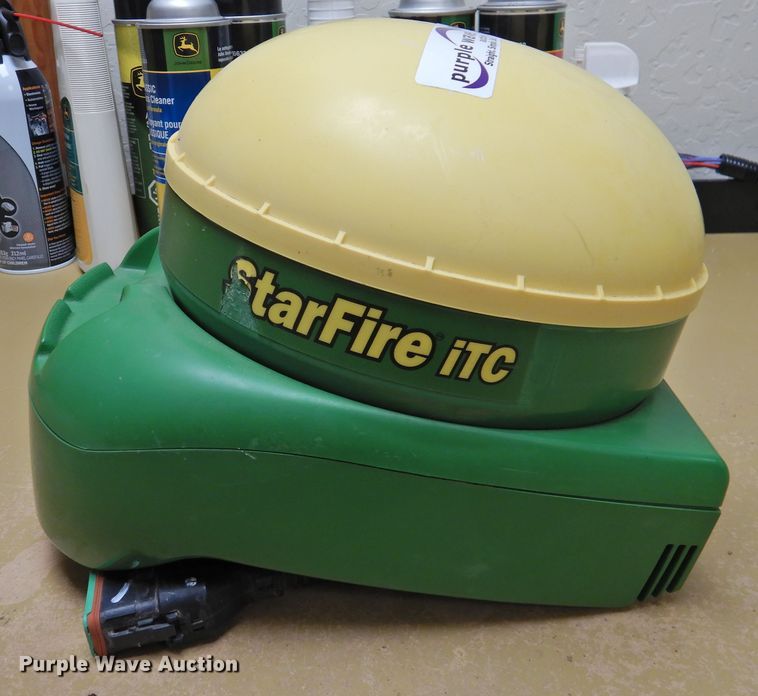 image for item HU9630 John Deere StarFire iTC GPS