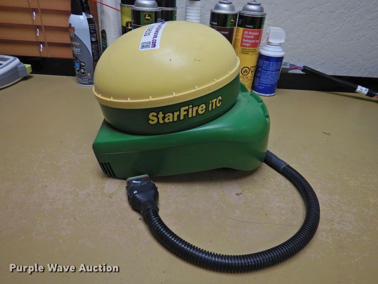 image for item HU9630 John Deere StarFire iTC GPS