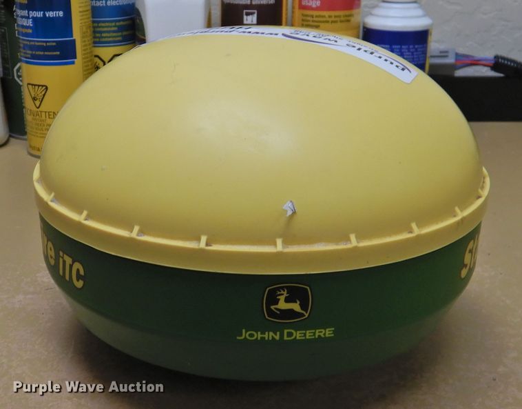 image for item HU9631 John Deere StarFire iTC GPS