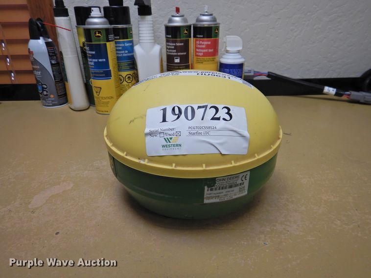 image for item HU9631 John Deere StarFire iTC GPS
