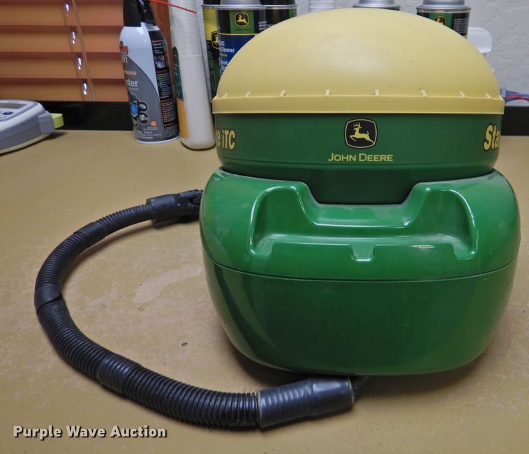 image for item HU9633 John Deere StarFire iTC GPS