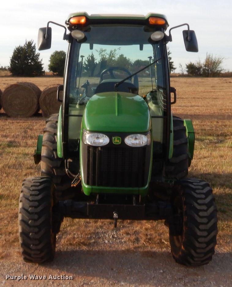 image for item HW9053 2011 John Deere 4520  tractor