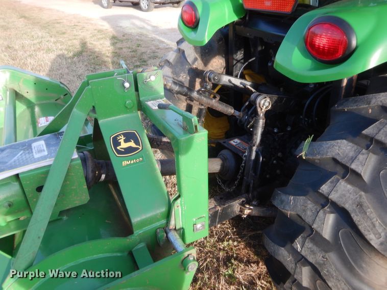 image for item HW9053 2011 John Deere 4520  tractor