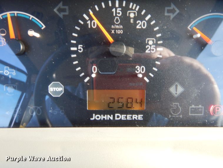 image for item HW9053 2011 John Deere 4520  tractor