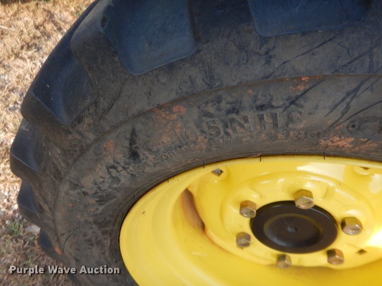 image for item HW9053 2011 John Deere 4520  tractor