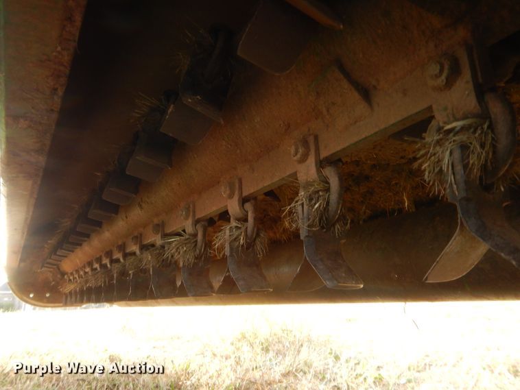 image for item HW9053 2011 John Deere 4520  tractor