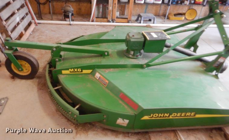 image for item HW9053 2011 John Deere 4520  tractor