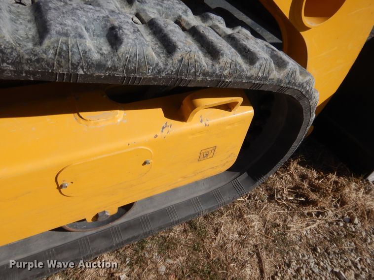 image for item HW9119 2015 Gehl RT175  tracked skid steer loader