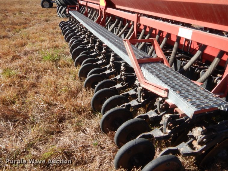 image for item HW9122 Sunflower 9410-20 grain drill