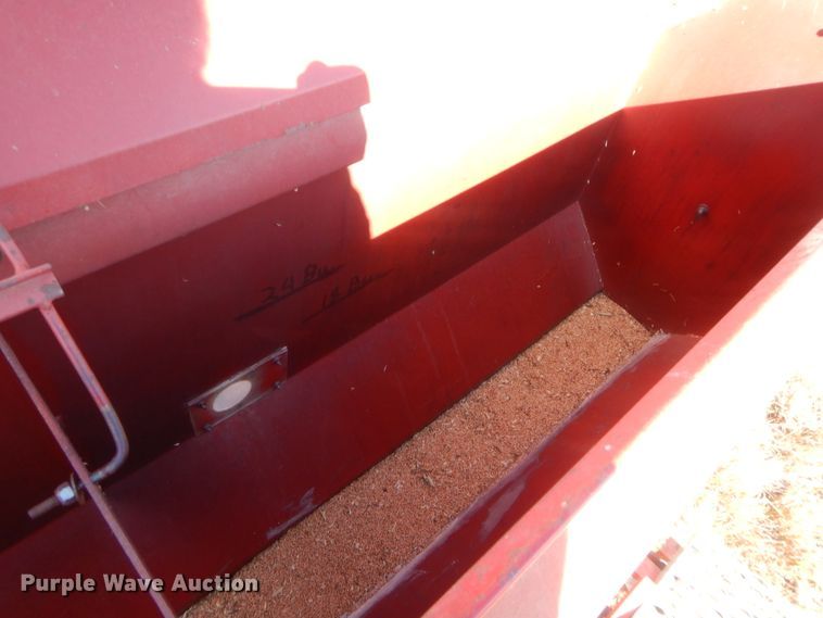 image for item HW9122 Sunflower 9410-20 grain drill