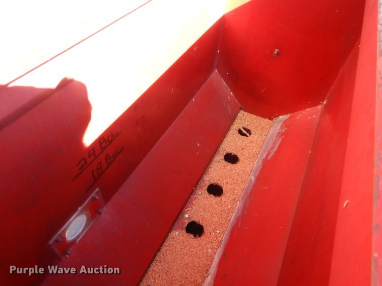 image for item HW9122 Sunflower 9410-20 grain drill