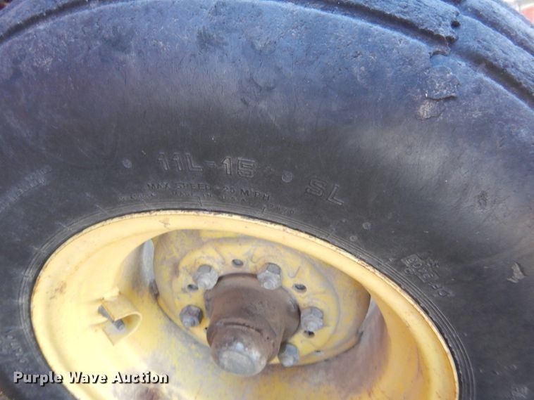 image for item HW9122 Sunflower 9410-20 grain drill