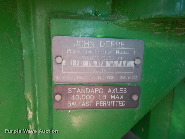 image for item HW9126 1996 John Deere 8870  4WD tractor