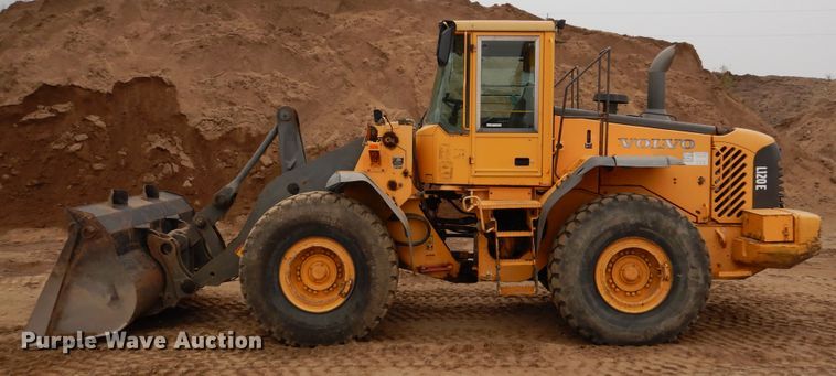 image for item AF9932 2003 Volvo L120E  wheel loader
