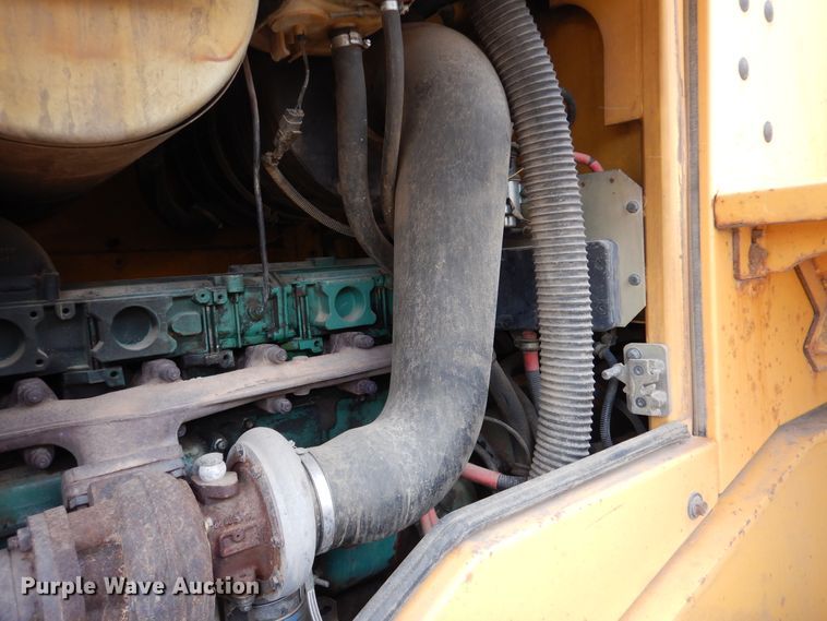 image for item AF9932 2003 Volvo L120E  wheel loader