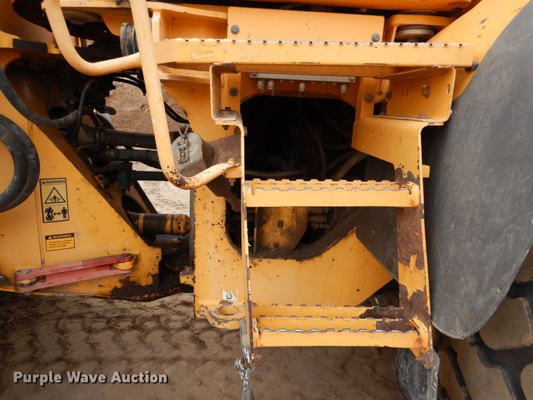 image for item AF9932 2003 Volvo L120E  wheel loader