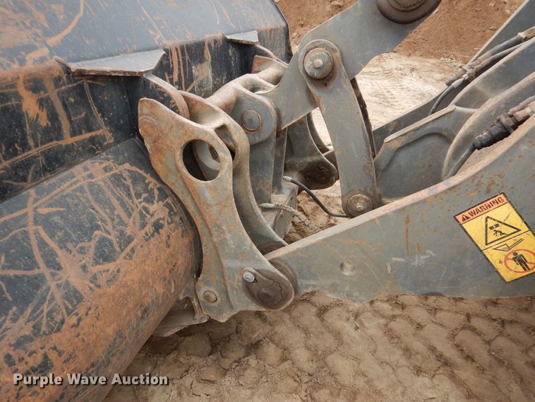 image for item AF9932 2003 Volvo L120E  wheel loader