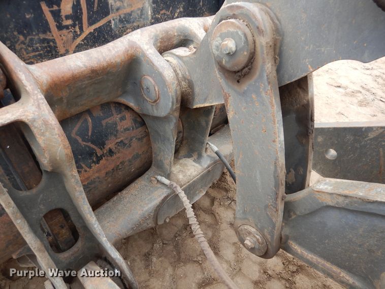 image for item AF9932 2003 Volvo L120E  wheel loader