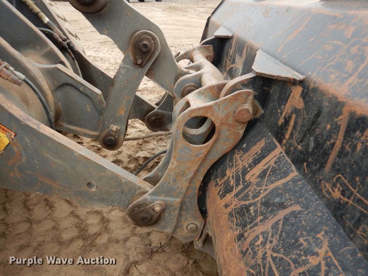 image for item AF9932 2003 Volvo L120E  wheel loader