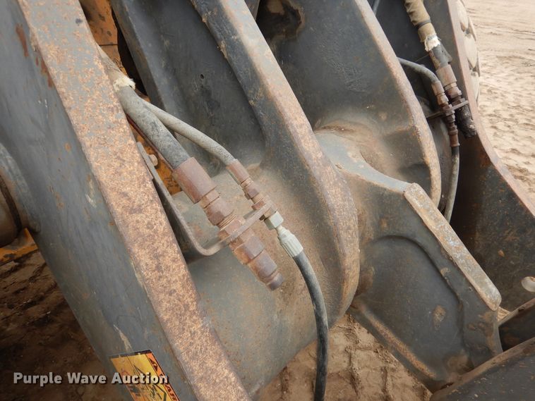 image for item AF9932 2003 Volvo L120E  wheel loader