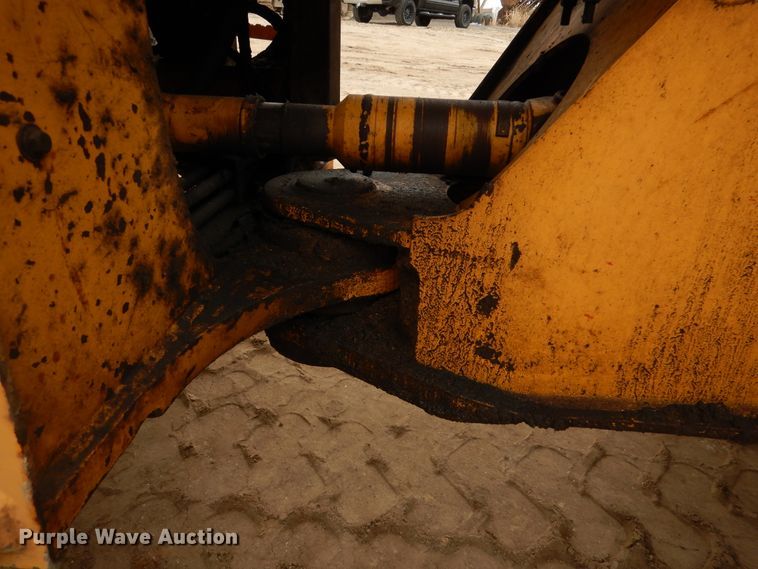 image for item AF9932 2003 Volvo L120E  wheel loader