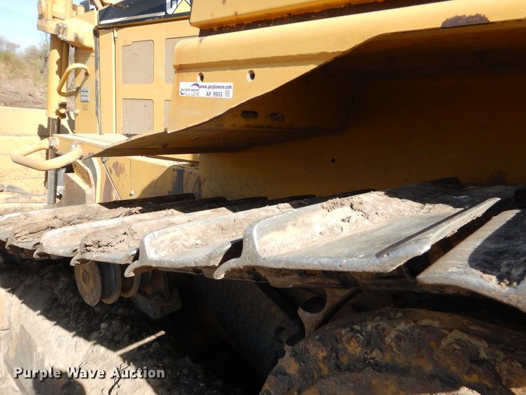 image for item AF9933 2004 Caterpillar D6R XW  Series II crawler dozer