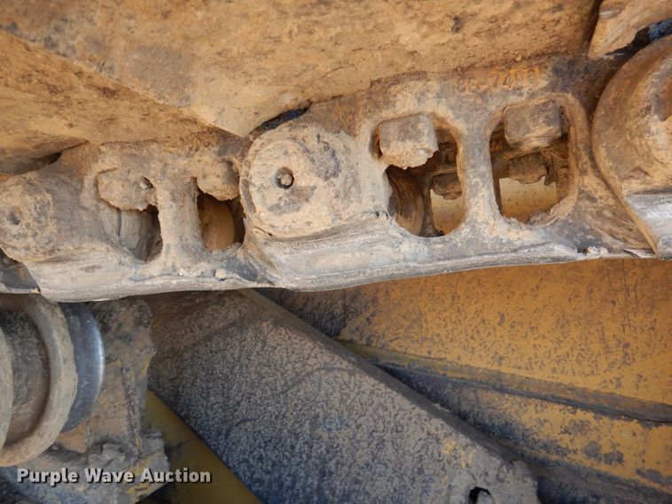 image for item AF9933 2004 Caterpillar D6R XW  Series II crawler dozer