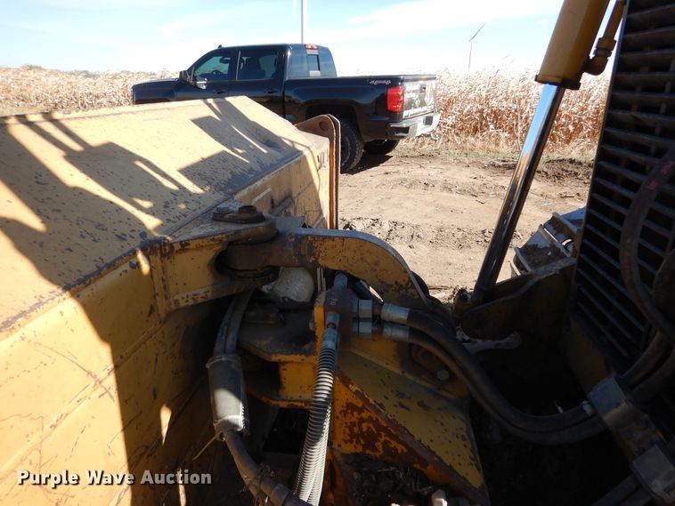 image for item AF9933 2004 Caterpillar D6R XW  Series II crawler dozer