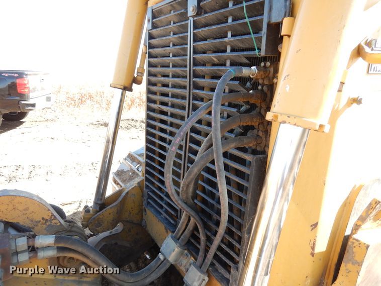 image for item AF9933 2004 Caterpillar D6R XW  Series II crawler dozer