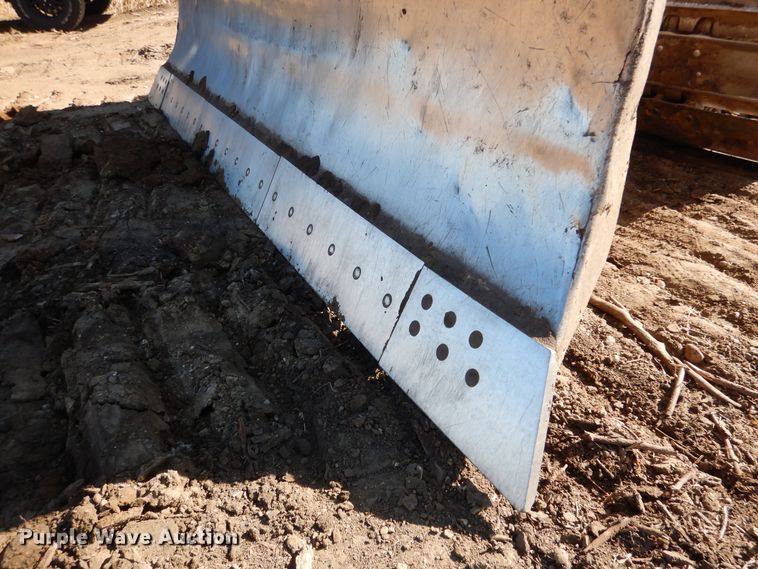 image for item AF9933 2004 Caterpillar D6R XW  Series II crawler dozer