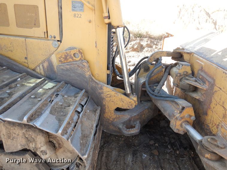 image for item AF9933 2004 Caterpillar D6R XW  Series II crawler dozer