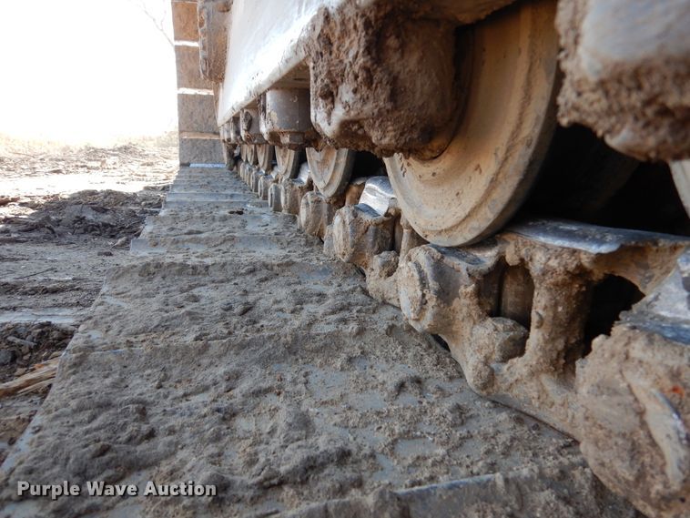 image for item AF9933 2004 Caterpillar D6R XW  Series II crawler dozer