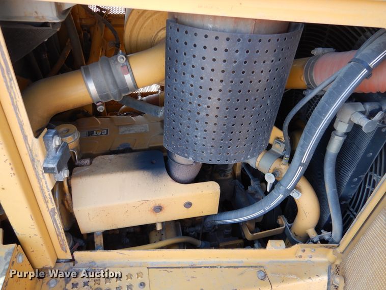 image for item AF9933 2004 Caterpillar D6R XW  Series II crawler dozer