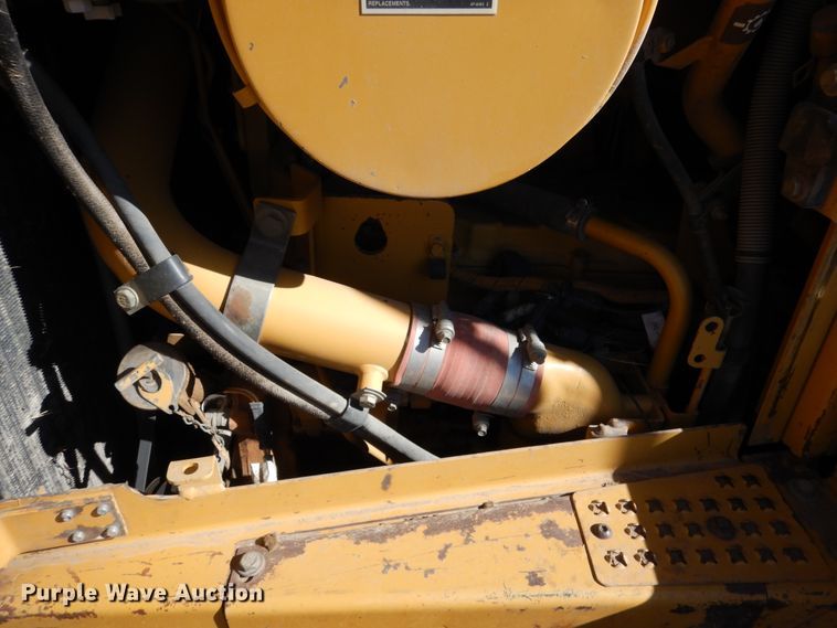 image for item AF9933 2004 Caterpillar D6R XW  Series II crawler dozer