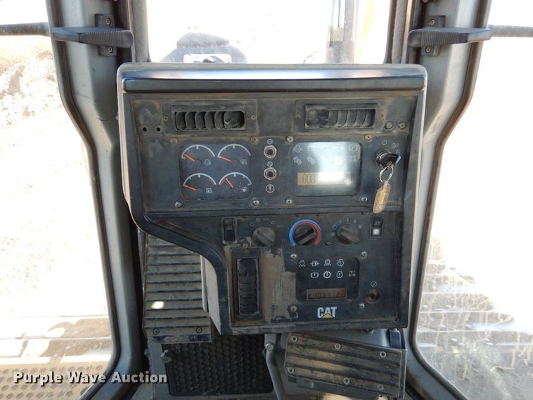 image for item AF9933 2004 Caterpillar D6R XW  Series II crawler dozer