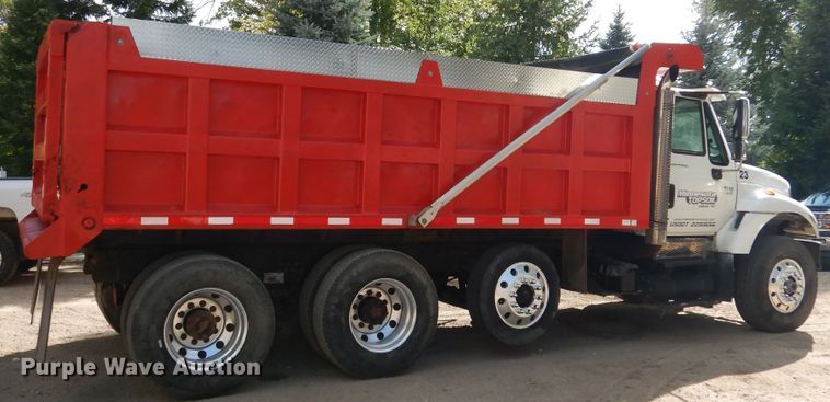 image for item AF9979 2006 International 7500  dump truck