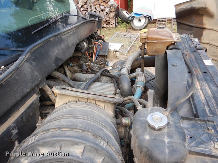 image for item AF9979 2006 International 7500  dump truck