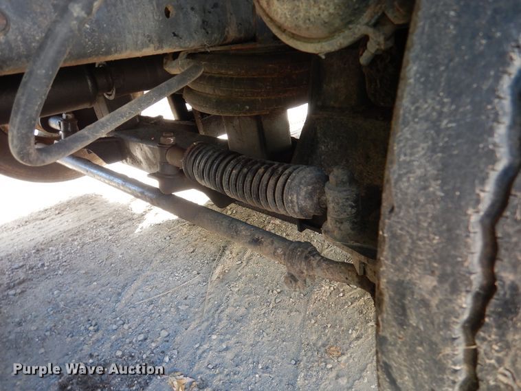 image for item AF9979 2006 International 7500  dump truck