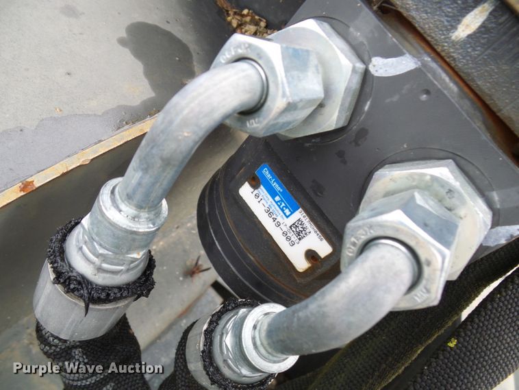 image for item DC2915 Bobcat SB200 skid steer snow blower