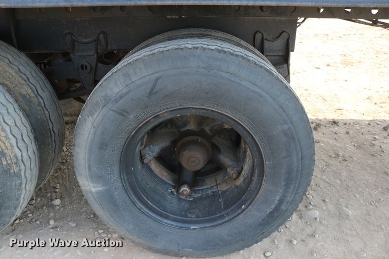 image for item DD5415 1979 STR SEM office trailer