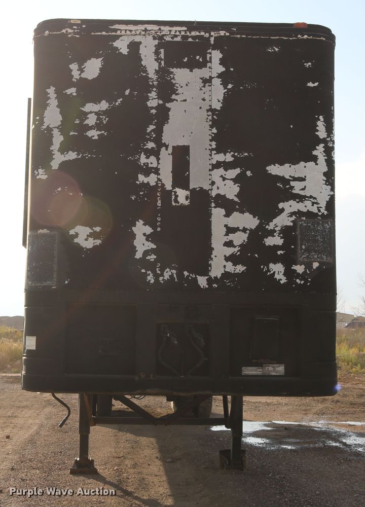 image for item DD6144 1974 Fruehauf FBZ9-F2-40 office trailer