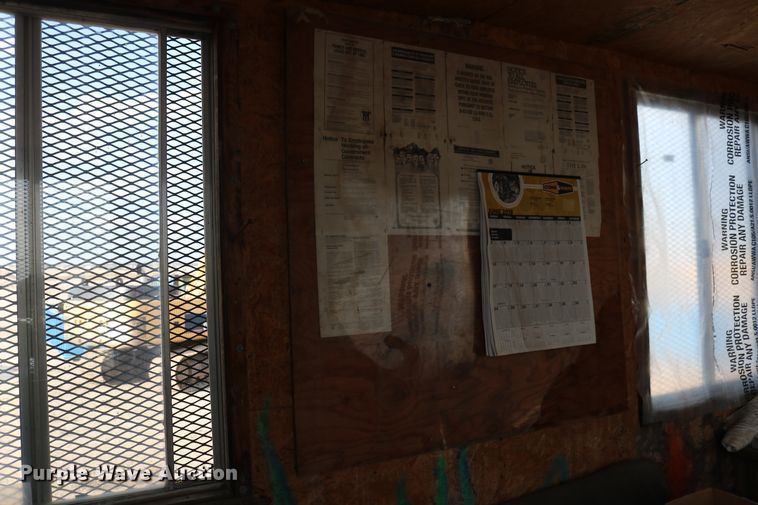 image for item DD6144 1974 Fruehauf FBZ9-F2-40 office trailer