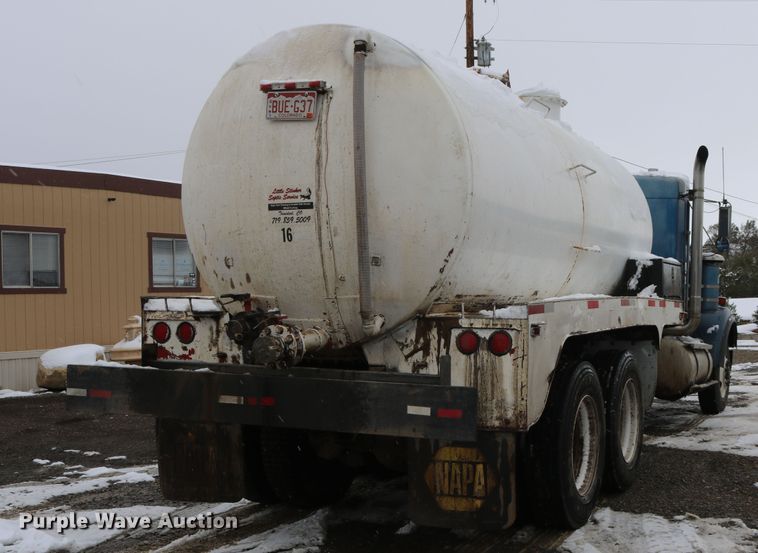 image for item DD6155 1984 Kenworth W900  vacuum truck