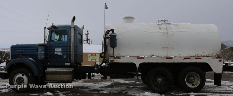 image for item DD6155 1984 Kenworth W900  vacuum truck