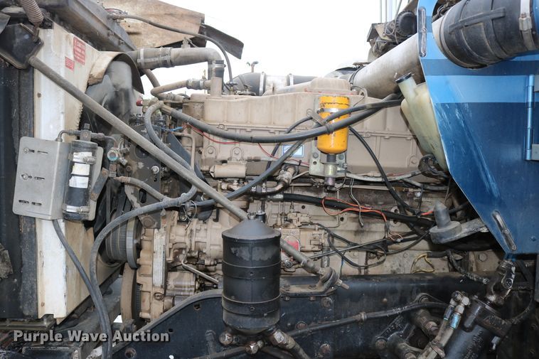 image for item DD6155 1984 Kenworth W900  vacuum truck