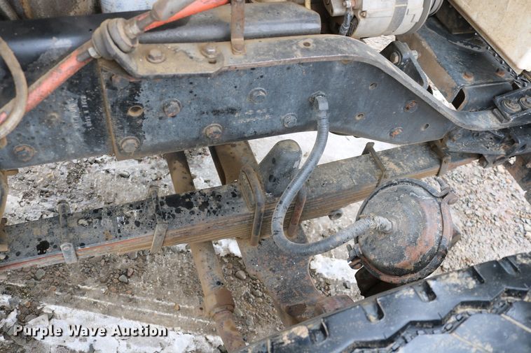 image for item DD6155 1984 Kenworth W900  vacuum truck